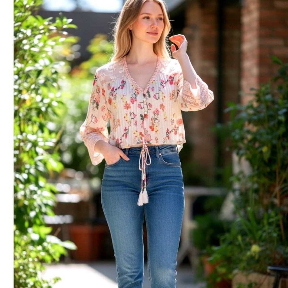 FARM Rio Cream Floral V-Neck Peasant Blouse with Tassel Tie
